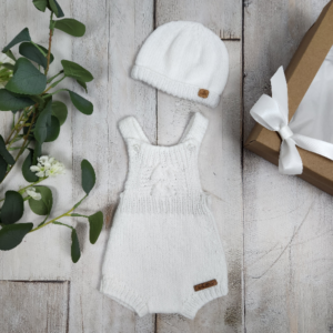 Whitley Romper & Hat Gift Set / 00000